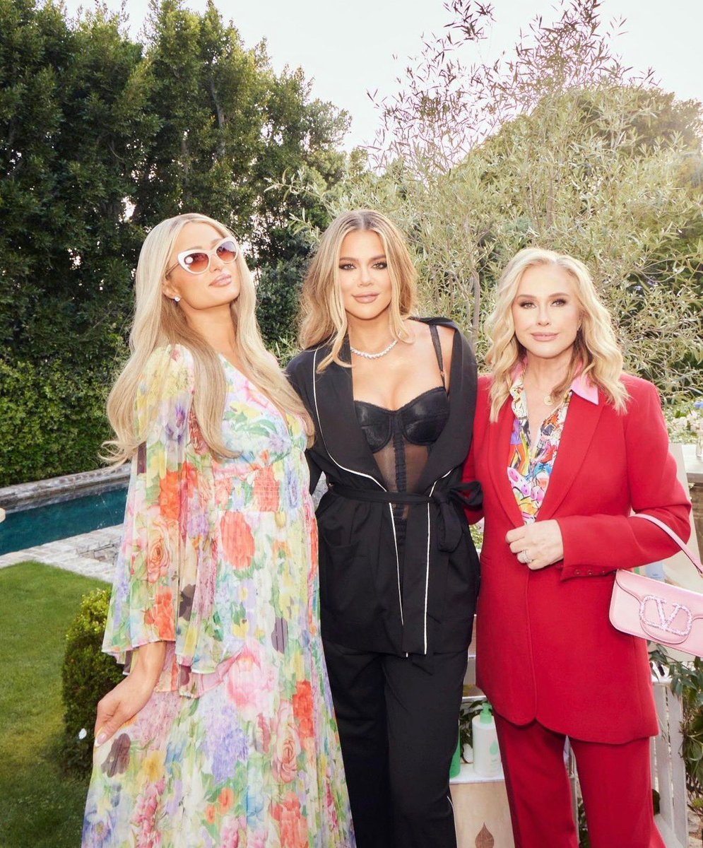 Kathy with Paris and Khloe! 💎 #RHOBH #ParisInLove #KUWTK