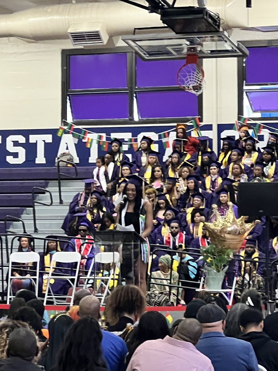 tarshelbeards's tweet photo. So happy to be back @SFSU for Jabulani/Black Graduation to see some #BlackUnitySFSU students walk the stage and get their Kente stoles. I’m so very proud of them! #BlackGradsMatter ❤️🖤💚🎓 https://t.co/L2aGboIXGx