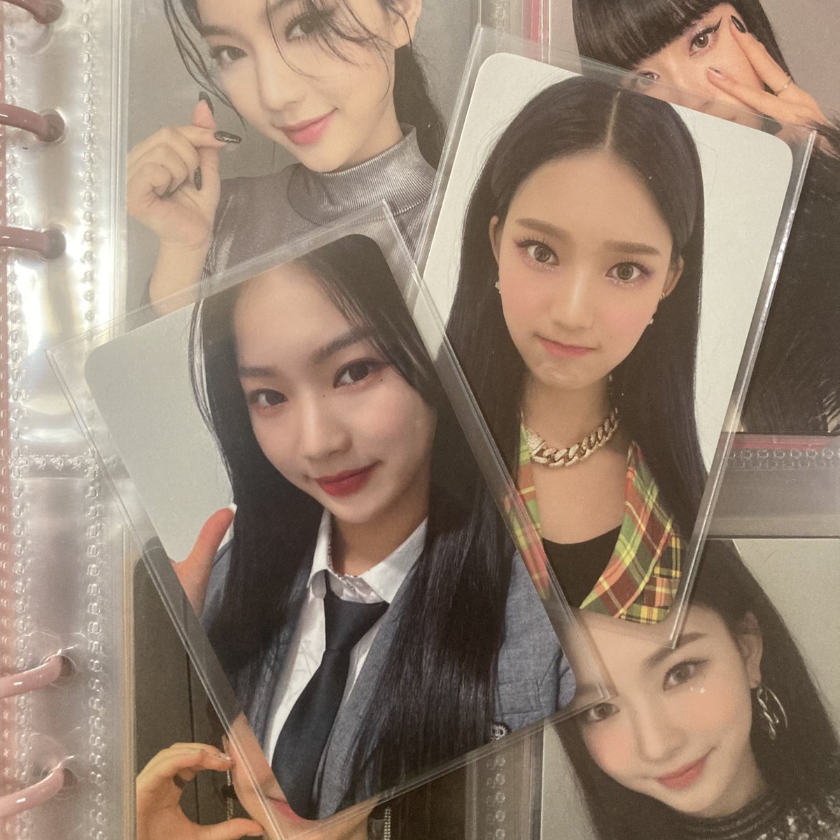 chaeisachi's tweet photo. #fromyoeun | #chachimails

tysm for letting me adopt these!!! Seller was super accommodating !! Items came home safe n secured <33 tysm uliii ^^ https://t.co/rErBjeXFd6