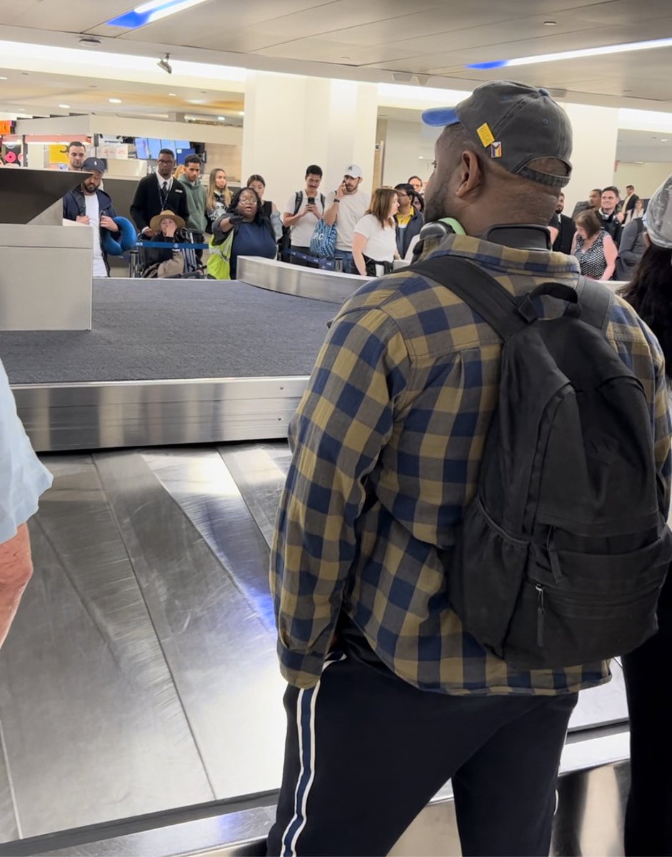 Ambient DJs tweet media