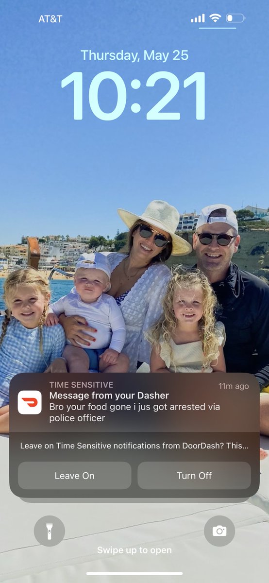josh___johnston's tweet photo. @DoorDash this is a first! Lol https://t.co/vuW4dQVinO