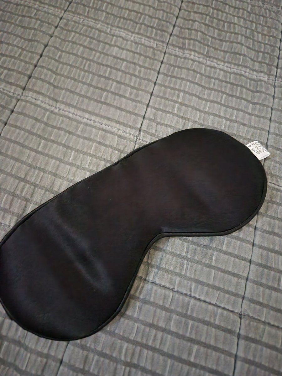 안돼...안되.. 안대
안대하나사고 혼자 상상+