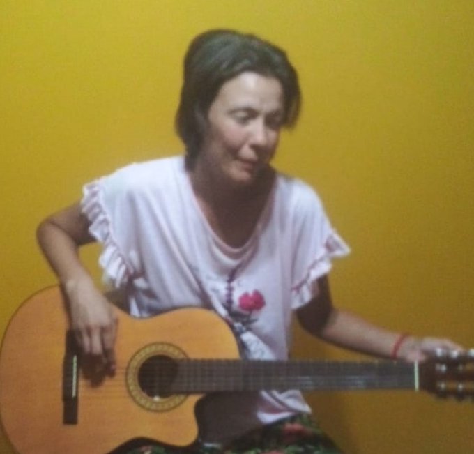 desaparecidaorg's tweet photo. Rocío Ilumine Aguerreberry tiene 37 años, desapareció el 23/5 en Resistencia, provincia del Chaco. Es delgada, altura 1,70. Cabello rubio y ojos celestes. Se hizo la denuncia. Avisar #URGENTE al ☎ 3624434115, o 911

#Resistencia #Chaco https://t.co/4xUujq8oVV