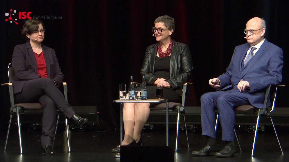 Closing ISC Keynote by Sterling and Suarez Looks Backward and Forward #ISC23 #HPC

ow.ly/2TAf50Oxjo0