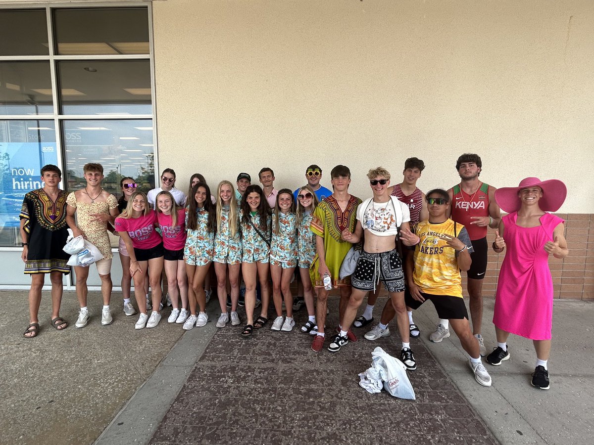 MHS T&amp;F had a long travel day (including the Ross stop for fun or silly outfits) to Jeff City for State Track and Field Championships tomorrow. Great group of kids in a ton of events over the next 2 days.