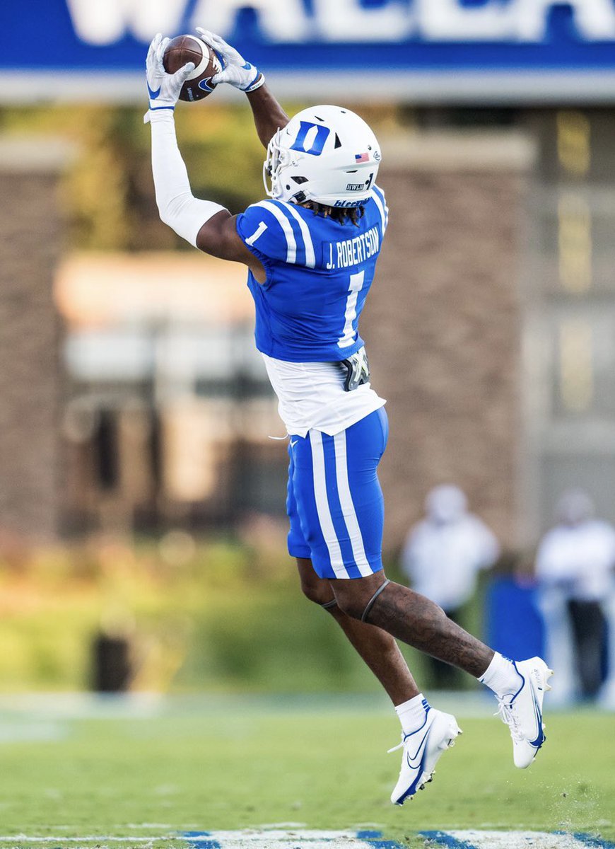 Coming this summer to the Middle Georgia area…Wide Receiver training for middle school &amp; high school Student ATHs. Details coming soon! .<a href="/jontav1s/">Jontavis Hollywood Robertson</a> is a proud member! #6ixAgency
