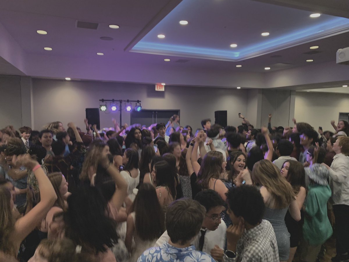 Stony Brook School tweet media