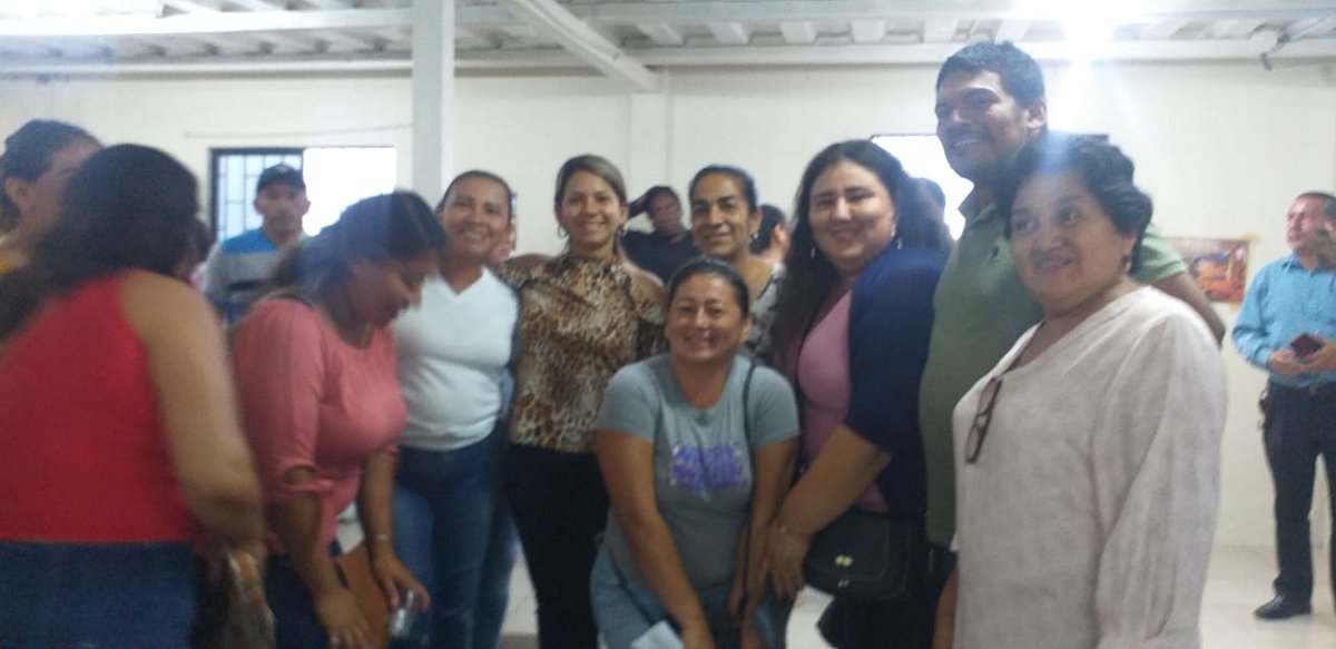 egiscaicedo's tweet photo. Gracias a la dirigencia por estar siempre pendiente de sus comunidades y trabajar de manera constante para el desarrollo de las mismas.

Egis Caicedo, el sociólogo tu amigo de siempre. https://t.co/FX7lNmDKn4
