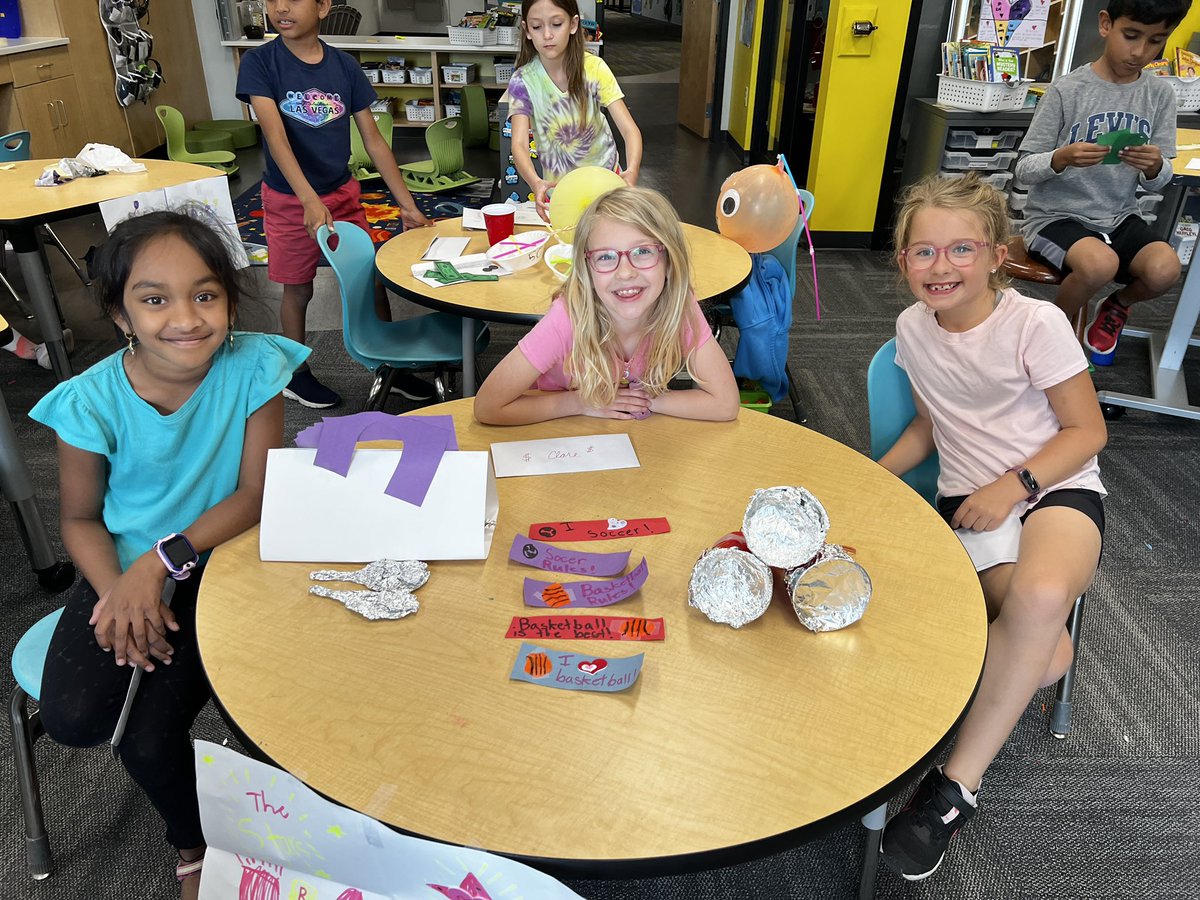 Mrs. Davis tweet media