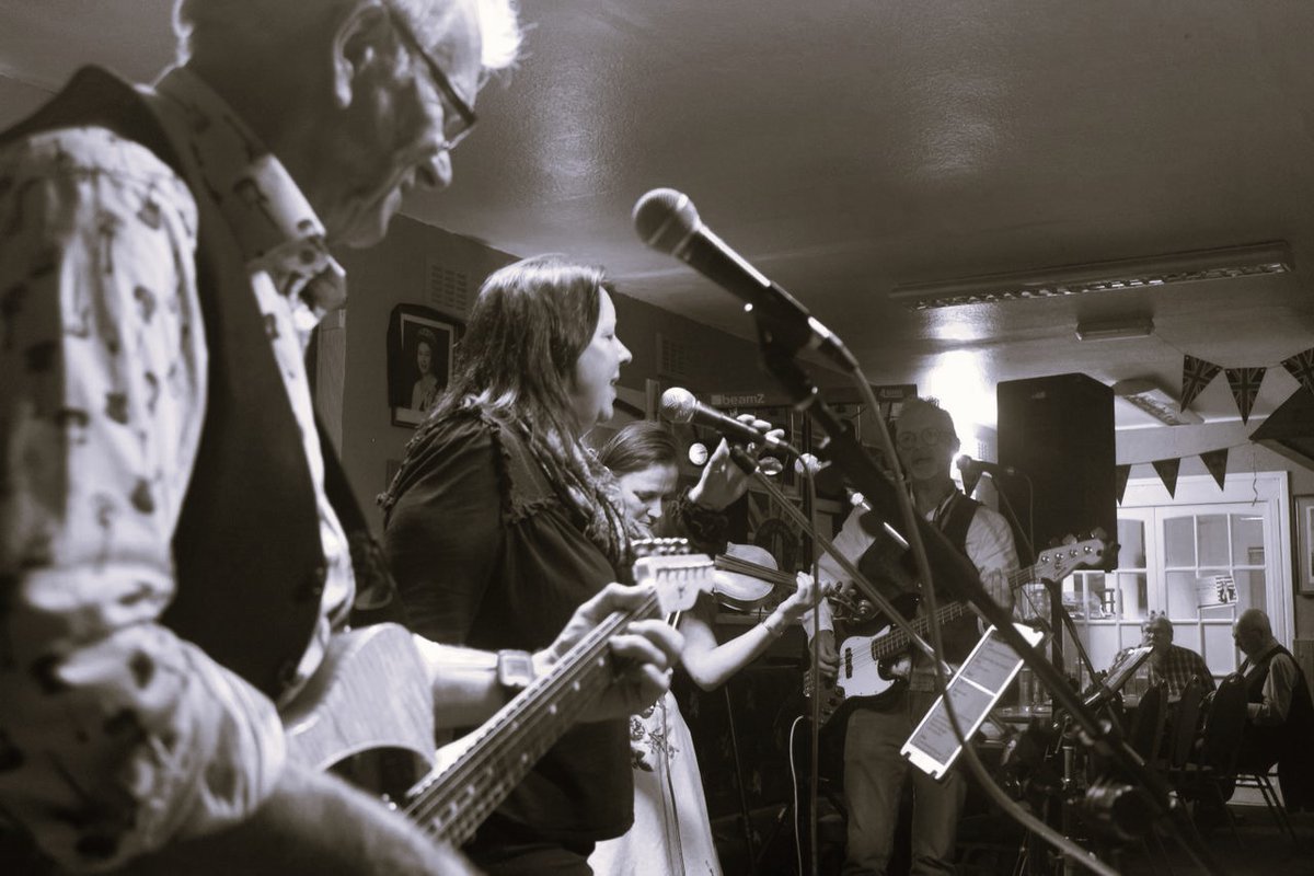 BroadMillStream's tweet image. More gigs coming soon  #folk #folkrock #folkrockband  #fairport #livemusic