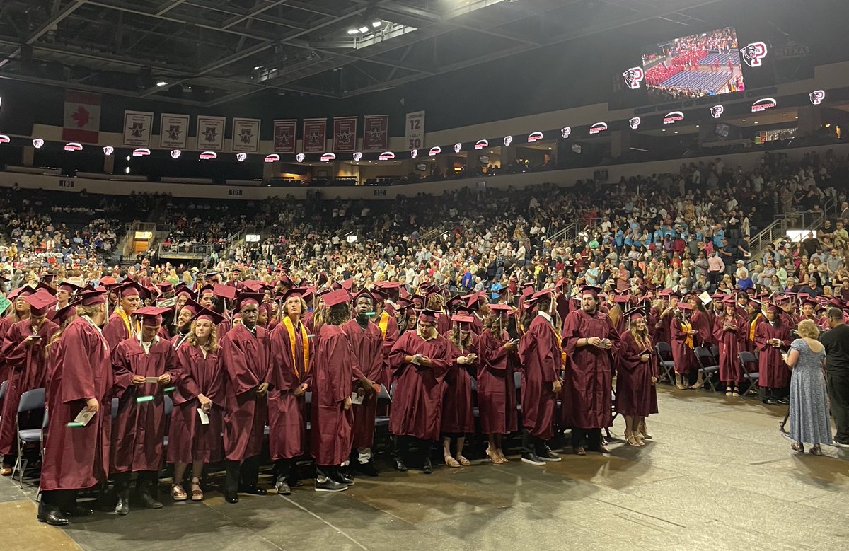 JostensJRay's tweet photo. The Class of 2023 at Princeton High has a contagious positive energy, and we loved celebrating them tonight! Congratulations Grads 🎉❤️🎓❤️🎉
#PrincetonPantherPride2023 https://t.co/TWqKgG0Xeb
