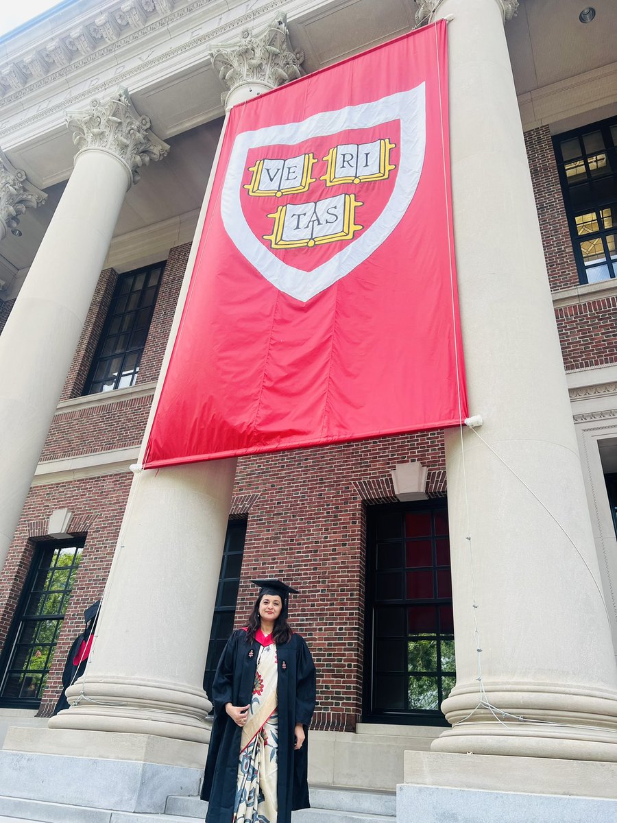 drarushimalik's tweet image. To a girl from small town in Rajasthan and beyond : Embrace your potential and let your dreams soar. Today, I stand humbled as a #HarvardGrad, taking a moment to contemplate the remarkable  journey of growth, perseverance and boundless possibilities.