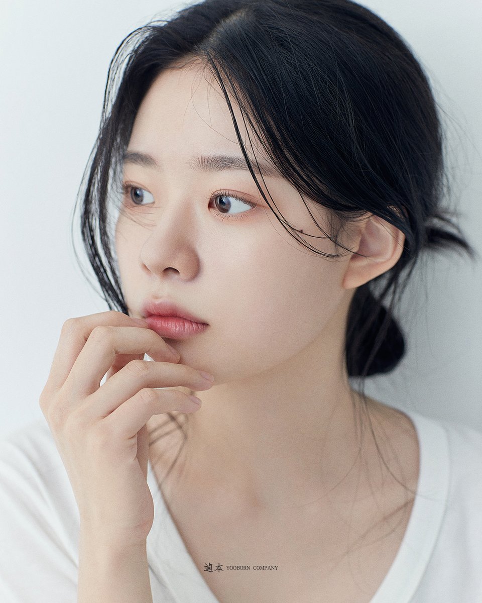 yooborn_company's tweet photo. 𝗡𝗘𝗪𝗦 🔗 https://t.co/X59DOhWpqr
배우 #이재인, 새 프로필 공개...산뜻 비주얼 https://t.co/8yr4ovwqYP