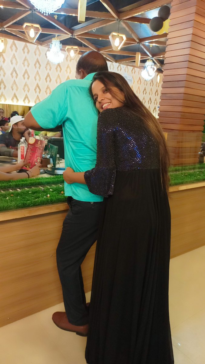 nehasaran90's tweet photo. Hey!! Say Hello to my SuPeR HeRo 😎 
@ramsaran.yadav.18041 

#mypapa #fatherdaughter #fatherlove #fatherdaughterlove #myhero #rolemodel #inspiration  #myidol #myidentity https://t.co/1TjGvM5JTK