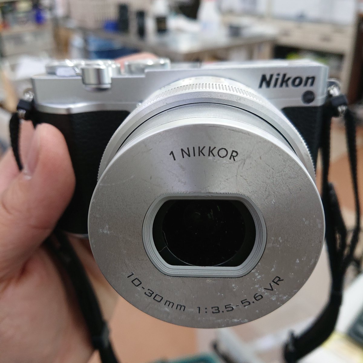 micke_kaden's tweet photo. 発注してた充電器で動作確認OK.
メモリーカード買おうとしたけどこれでなんとかなった
#カメラ
#ニコン
#1J5 https://t.co/GN9czpF5Cy