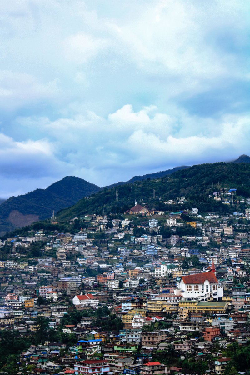 A picturesque landscape of Kohima.
.
.
#Nagahills #kohima
@MyGovNagaland @INagaland @tourismdeptgon @AlongImna