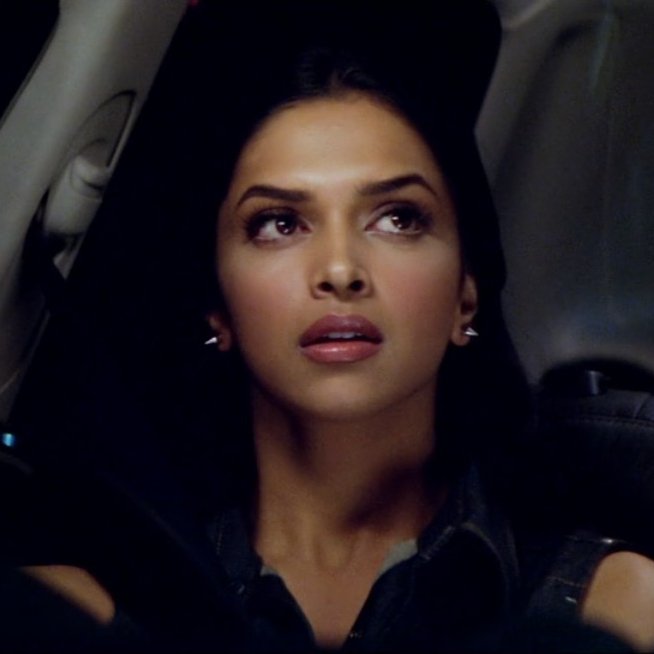 theIunchbox's tweet photo. deepika padukone in bachna ae haseeno (2008) https://t.co/XY20VXpGAr