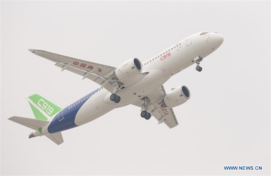 globaltimesnews's tweet image. The first commercial flight of the China-made C919 aircraft will fly from Shanghai to Beijing by China Eastern Airlines on Sunday, lasting around 2 hours and 25 minutes, according to information provider VariFlight.
globaltimes.cn/page/202305/12…
