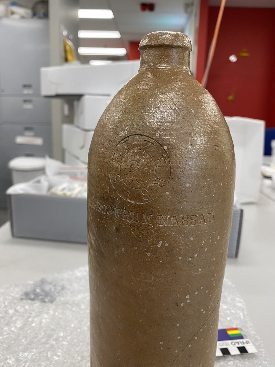 Closing out National Archaeology Week by finishing accessioning a collection of objects from Melbourne’s CBD, where this very special mid-19th century Herzogtum Nassau stoneware bottle was found! #2023naw
