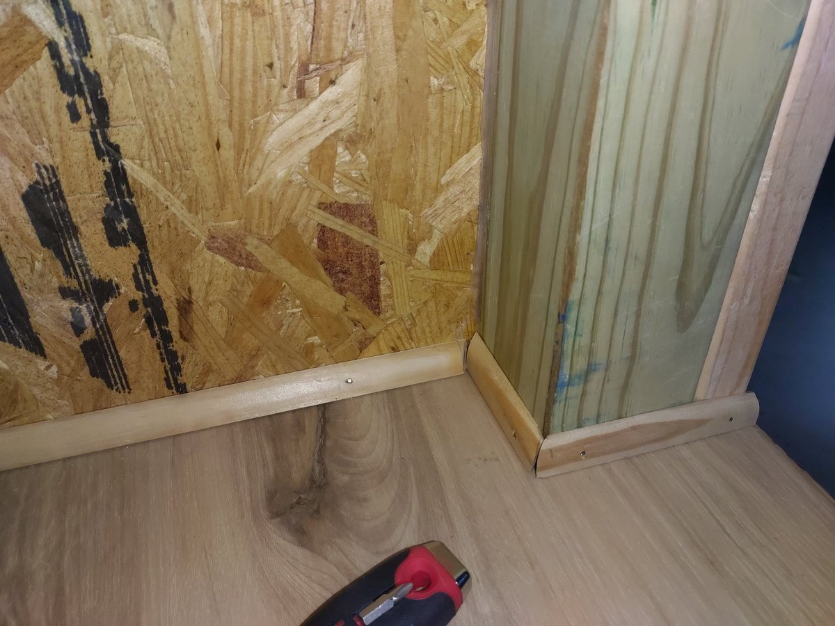 jephjonez's tweet photo. Another skill I only now slightly possess is installing shoe molding -- which I will always call "toe boards" for some reason. Apparently you can't just float vinyl plank flooring and expect it to stay there, even on something as ridiculous as a #gamepod https://t.co/SqhOpIKDlx