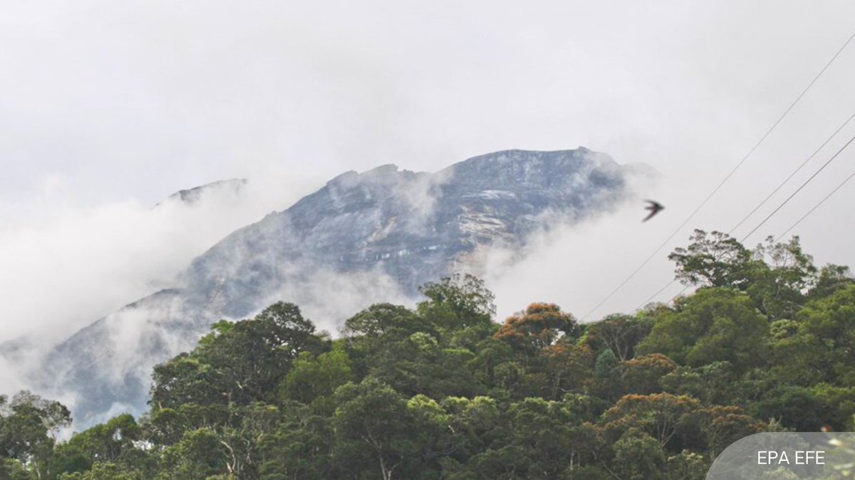 1. The Kinabalu National Geopark has been declared as a Unesco Global Geopark, and is now recognised as a Unesco Triple Crown site.

Only two others— Jeju Island, South Korea and Shennongjia, China, have three Unescosites.

This was decided by the Unesco board in Paris on 24 May.