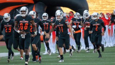 After a great camp and conversation with @coachddean i am blessed to receive an offer from @UTPBFootball #AGTG @CoachMoH_ @CoachBGunn