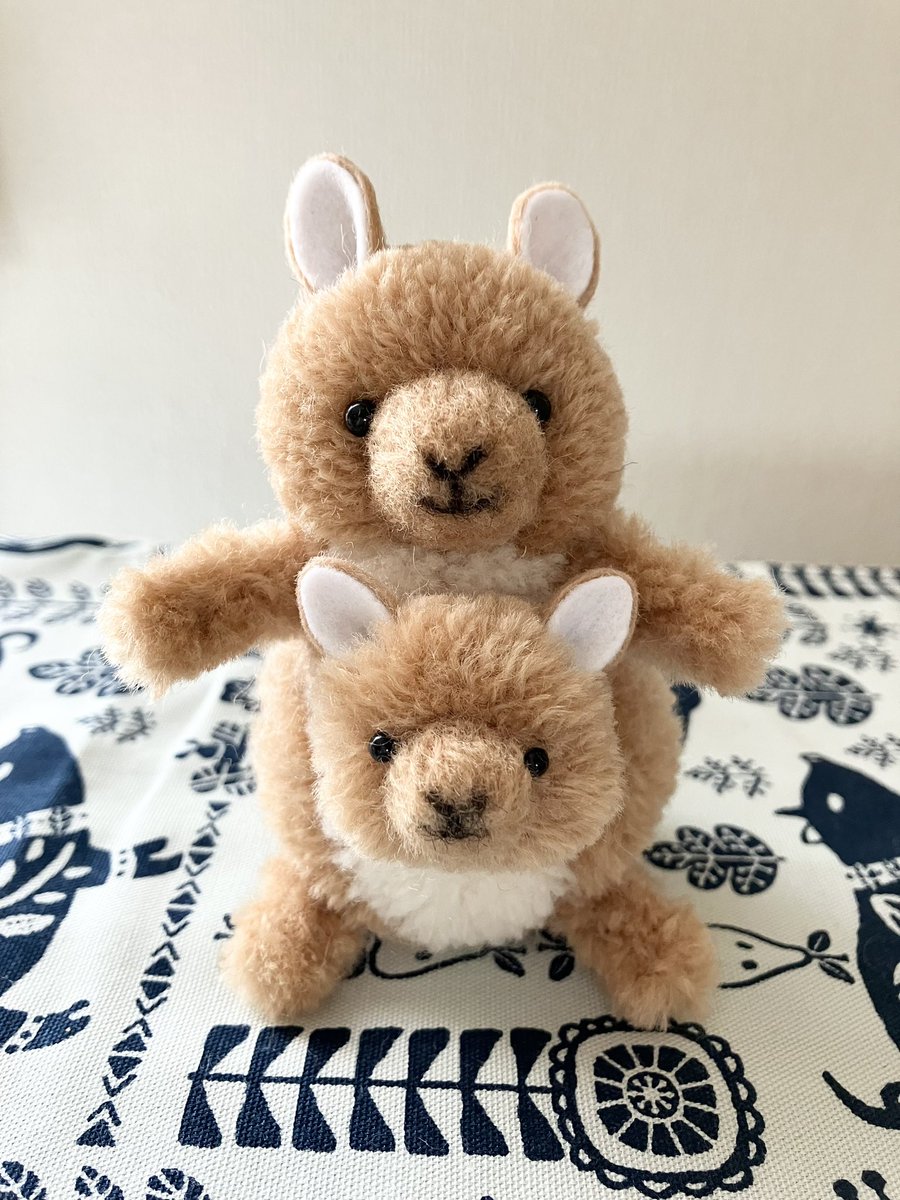 hiinari's tweet photo. カンガルー完成🦘
#カンガルー
#ぬいぐるみぽんぽん 
#trikotri https://t.co/gwMtY1VO3z