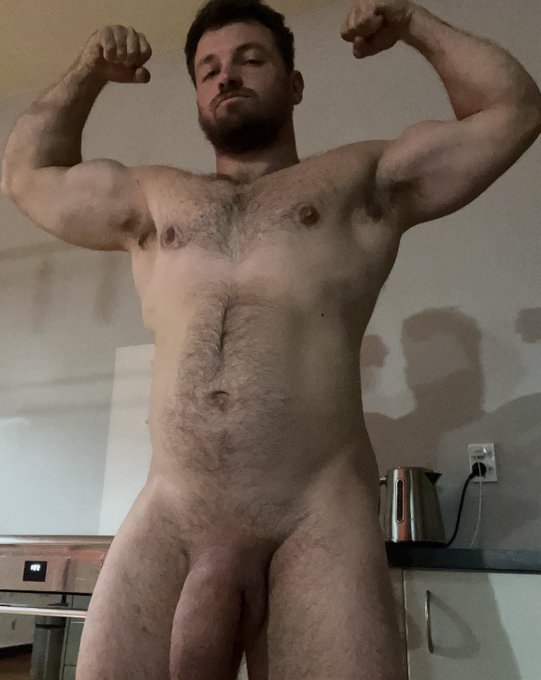 On your knees, now. 😈 https://t.co/dKQx7rTIHH