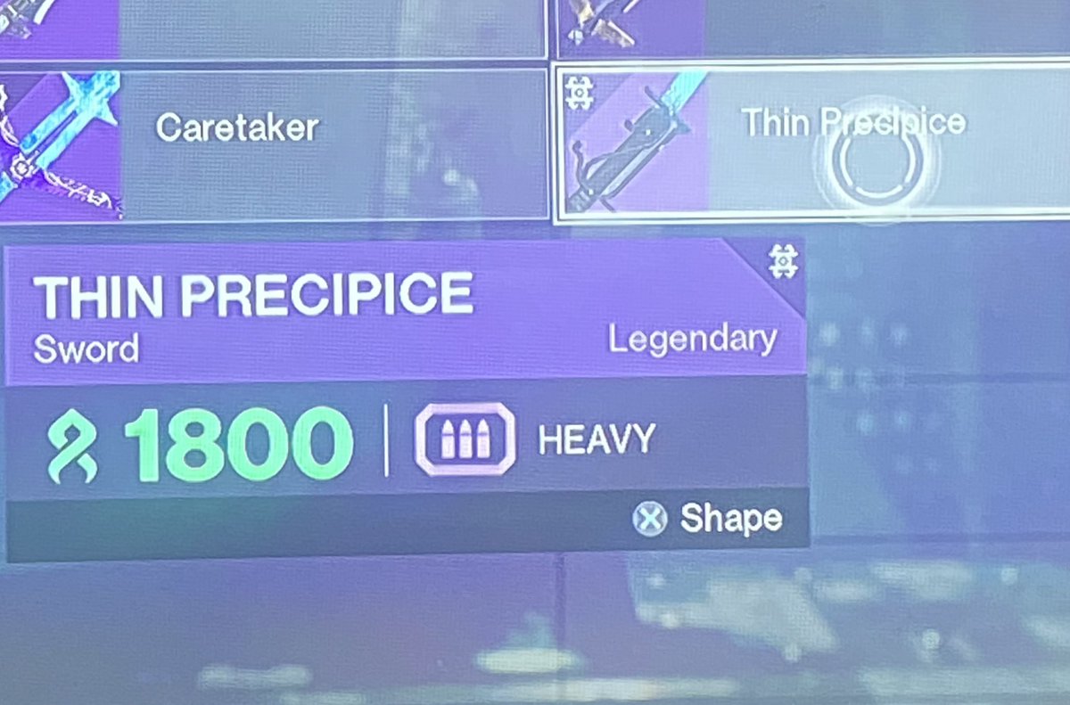 @Bungie  how are you going to only put golden tricorn on this sword strand grenades don’t even recharge fast enough for that to work put it on death raiser or the other half for void so I can have an up time on damage all the time