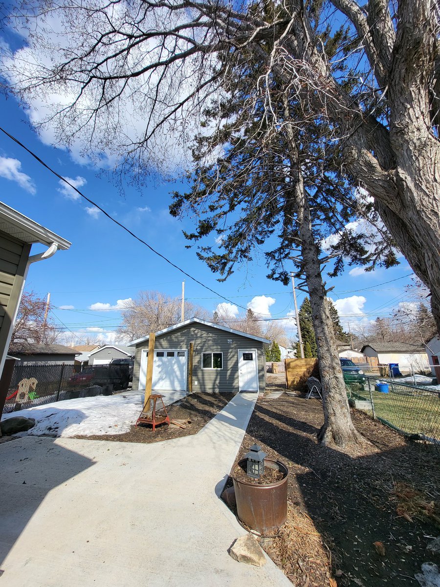 The Rusty Shovel tweet media