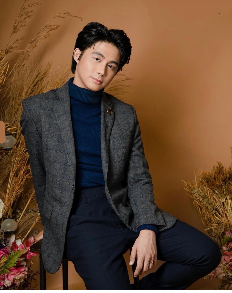 PaoXineOFC's tweet photo. Wishing you a very happy birthday, Paolo! May this special day be filled with lots of blessings.  And may you find yourself surrounded by lots of accomplishments and exciting projects in the times ahead. 🤎🐻

@paoloalcantara_ 
#PaoXine #PaoloAlcantara https://t.co/zs8ktUuXWL