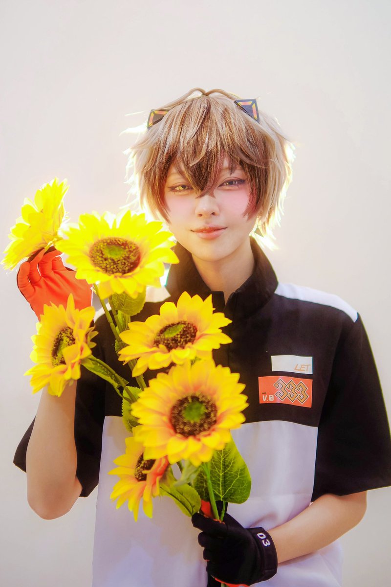 ReizR3's tweet photo. #AlbanKnox #AlbanBirthday2023 #AlbanKnoxArt 
 HAPPY BIRTHDAY ALBAN KNOX 2023

2 years old catboy, thank you for all of your efforts, your existence to spread the positive energy everyday.

Sunflowers, represents that you are our warm and only sun. All the best wishes go to you. https://t.co/geLr0wlHlF