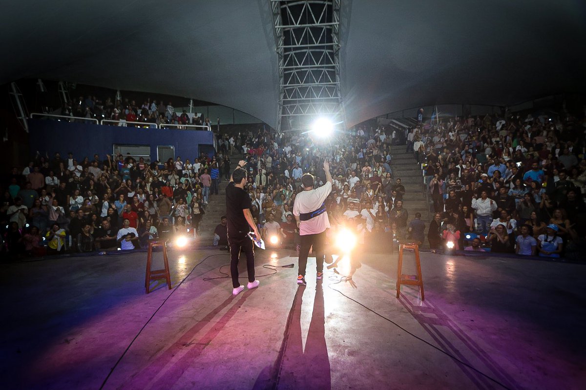 Caracas 2023 🇻🇪❤️

La vida es muy loca. Gracias por el amor eterno e inconmensurable.

¡Nos vemos pronto!