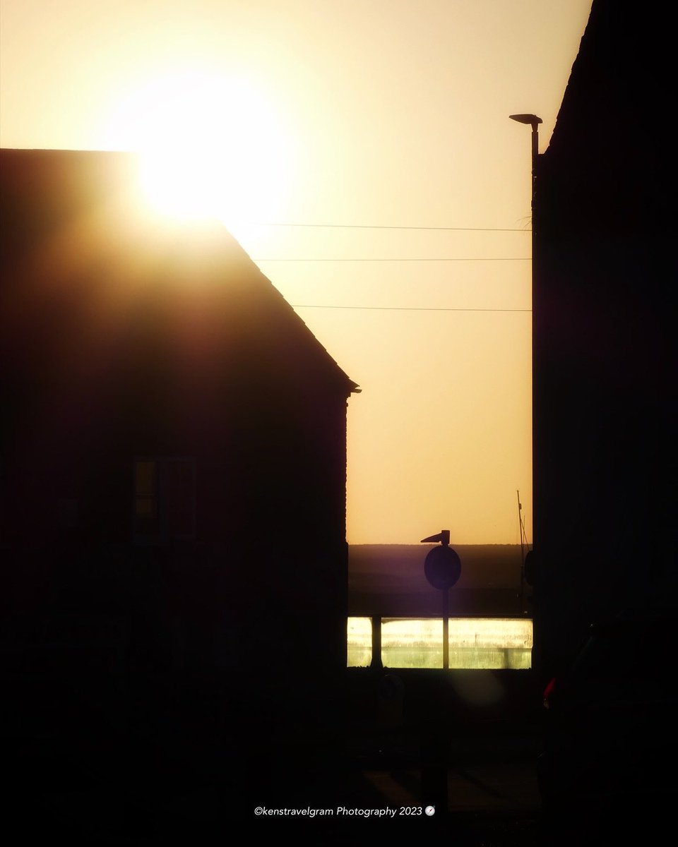 #SunriseSilhouette #Norfolk
#WellsNextTheSea #Sunrise