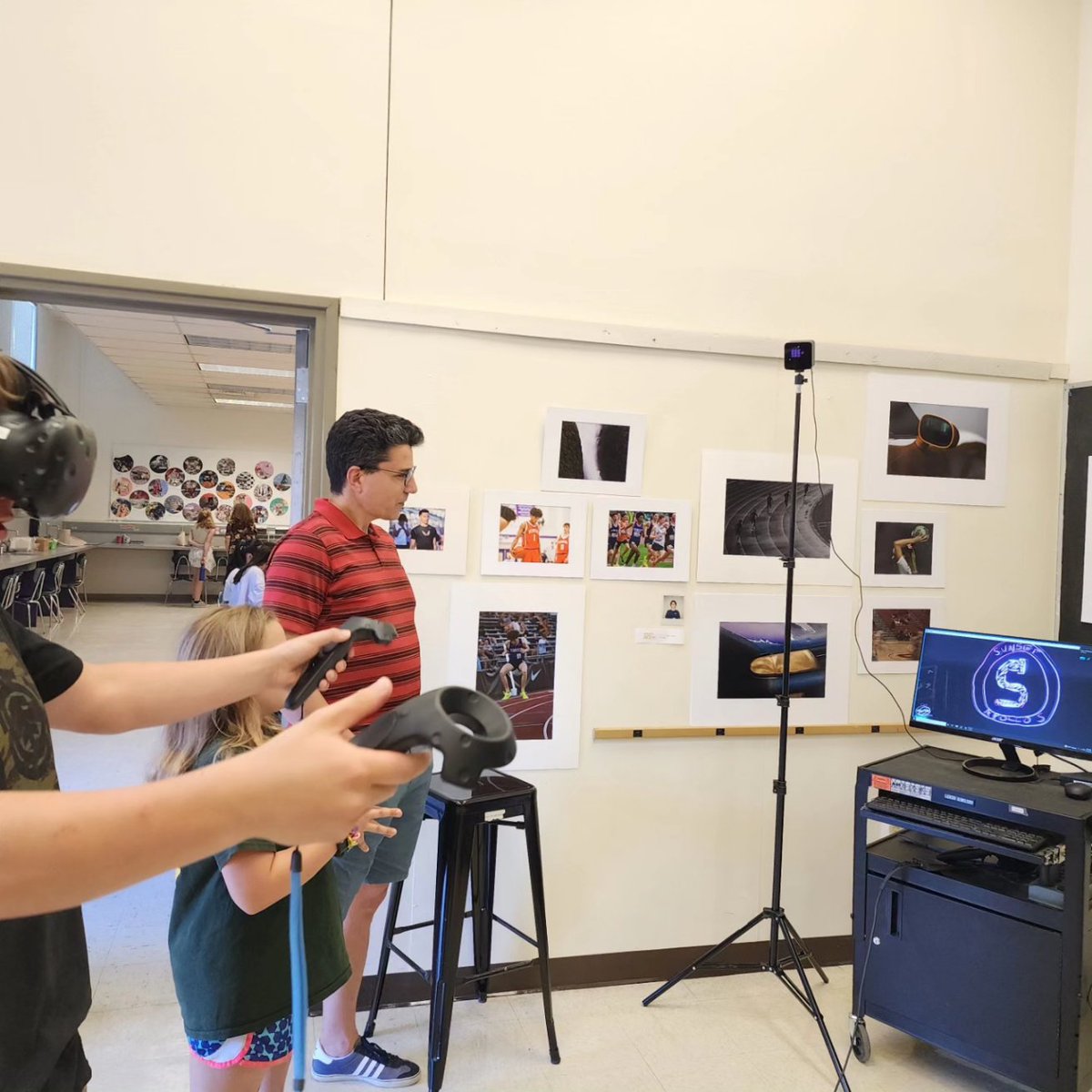 Sunset Tech tweet media