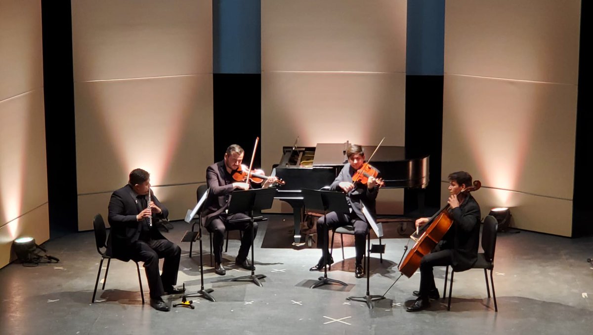 Gracias por una deliciosa noche CEART Playas de Rosarito! Nos vemos mañana con los amigos de CEART Tecate. (imágenes: Daniel Ríos)