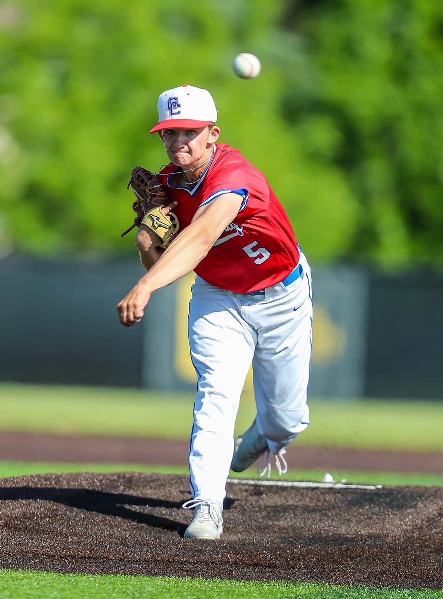 SR_Photog_Guy's tweet photo. 5-25-2023
@HolmstromKeegan throws another gem as @GCBaseball2022 grinds out a thrilling 4-3 victory ππΌ
This young man is the definition of TEAMMATE π― Keegs is one BAD DUDE @MaxPreps πΈ #movingday #grind4state #houndsarehere #checkingin #regionalticket #punched #letzgo https://t.co/pWpTdAgWHs