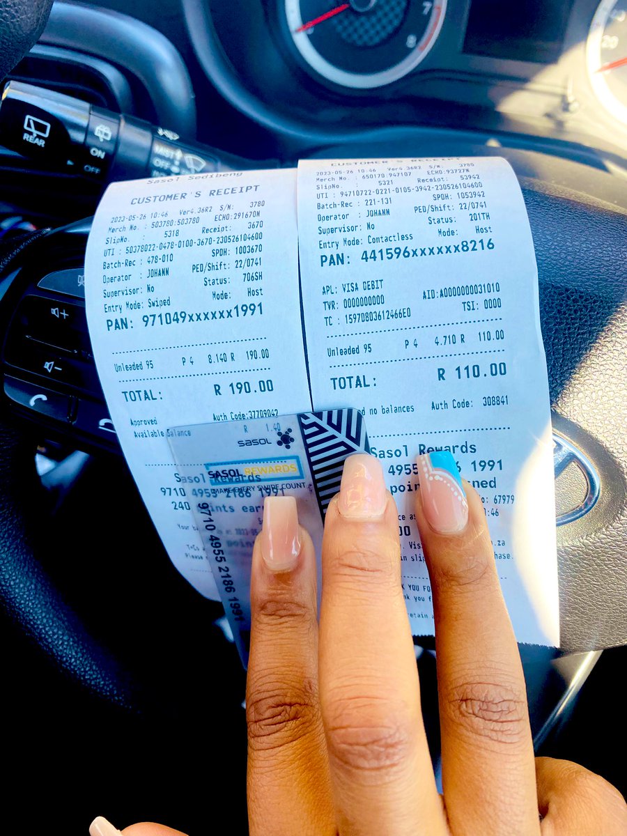 Where would I be without @SasolSA #SasolRewards? 😭😂 Didn’t have enough cash on me and forgot my purse at home. I only had R110 in the car and I was low on fuel. Bathong swipe those rewards cards and they will come in handy one day!