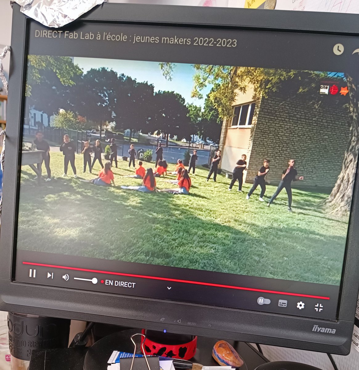 classedesmakers's tweet image. Nous sommes très heureux d&apos;avoir quand même pu présenter une partie de notre travail à la journée #jeunesmakers à laquelle nous aurions dû être présents. #fablabalecole