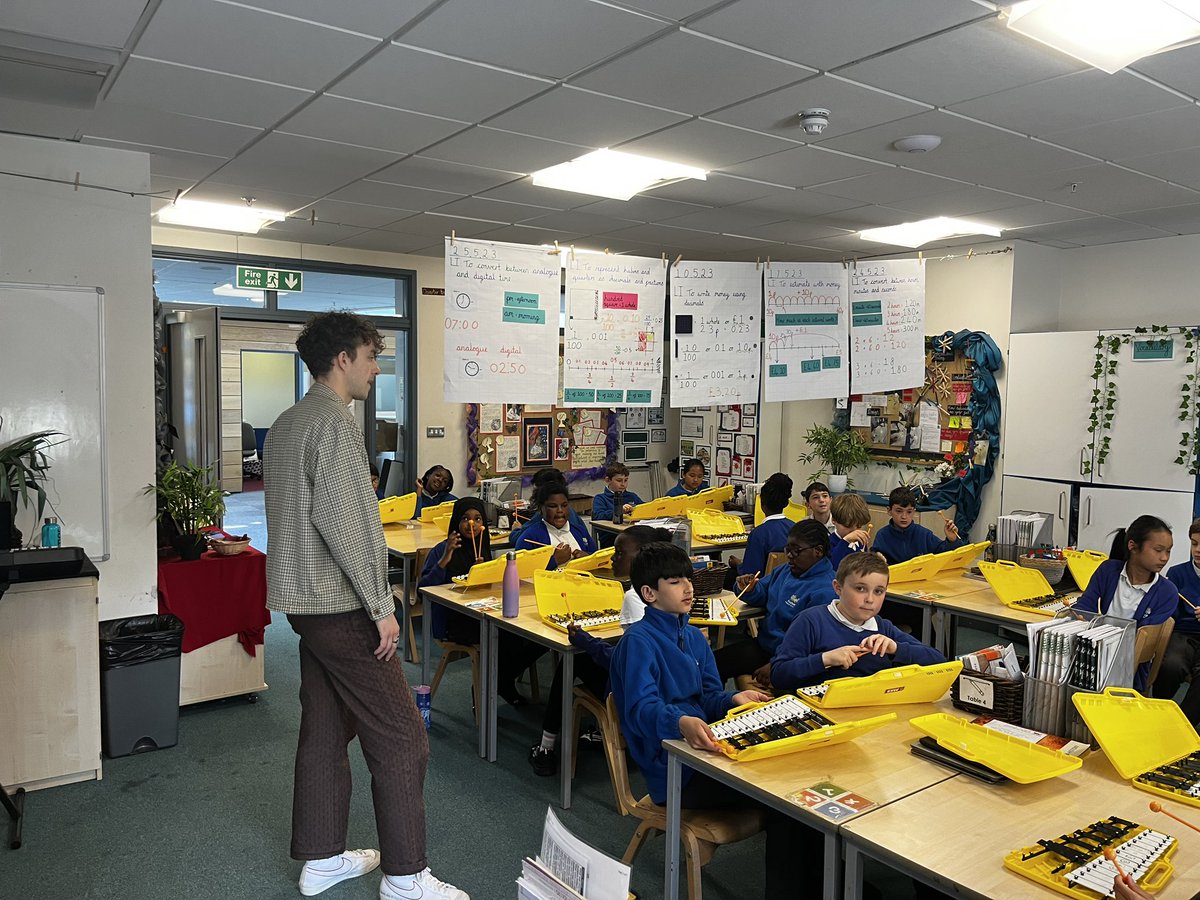Foxfield Palm (@foxfldpalm1) on Twitter photo We love a bit of Jazz on a Friday morning! Our year 4 jazz project is going well and we're having lots of fun! <a href="/foxfield/">FoxfieldPrimary</a> <a href="/FoxfieldMusic/">Foxfield Music</a> We love a bit of Jazz on a Friday morning! Our year 4 jazz project is going well and we're having lots of fun! <a href="/foxfield/">FoxfieldPrimary</a> <a href="/FoxfieldMusic/">Foxfield Music</a>