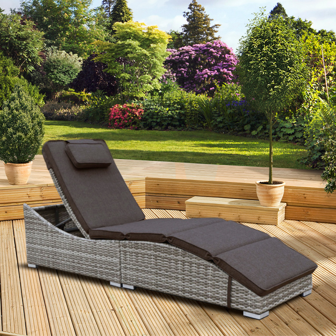 Your customers will LOVE our fabulous range of sun loungers that are perfect for chilling out and relaxing this season!! 

Check out our new OUTDOOR LIVING COLLECTION here fal.cn/3yyOA

#StaxTradeCentres #LoveStax #TradeOnly #OutdoorLiving