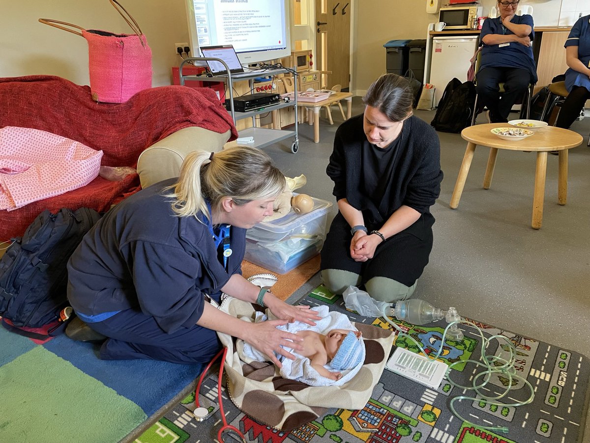 Big thank you to <a href="/Team_ESNEFT/">Team ESNEFT</a> community midwives for a really interactive training session with <a href="/EastEnglandAmb/">EEAST Ambulance Service</a> clinicians <a href="/MelissaD_85/">Melissa Dowdeswell</a> <a href="/iampaulgates/">Paul Gates</a> @KerrieWykes <a href="/JemmaVarela/">Jemma Varela</a> <a href="/WENDYMATTHEWS8/">Wendy Matthews OBE</a> <a href="/LucyP1473/">LucyMW🌹QI</a> <a href="/mariefl64128747/">marie fletcher</a> <a href="/vittoria_mollie/">Mollie Vittoria</a> @MathewJFry1 <a href="/EEAST_ACL/">Clinical Leads</a>