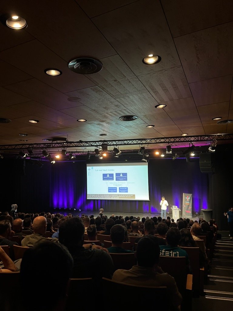 Les consultants d'<a href="/IneatGroup/">INEAT</a> ne ratent rien des conférences au <a href="/DevfestLille/">DevLille</a> de la tech et de la bonne humeur 😜