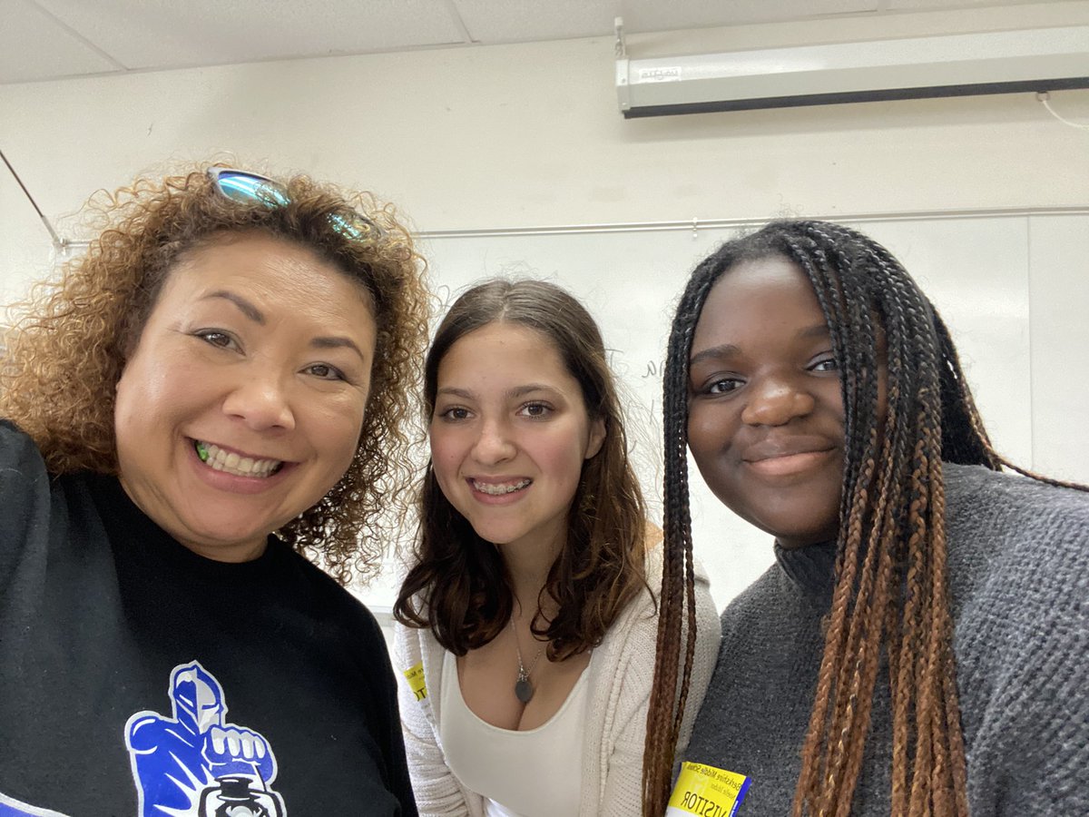 Last Day of School is always bittersweet but it’s highlighted with my former students visiting and that just makes my day! Part 3! #teacherlife #herestoformerBerks