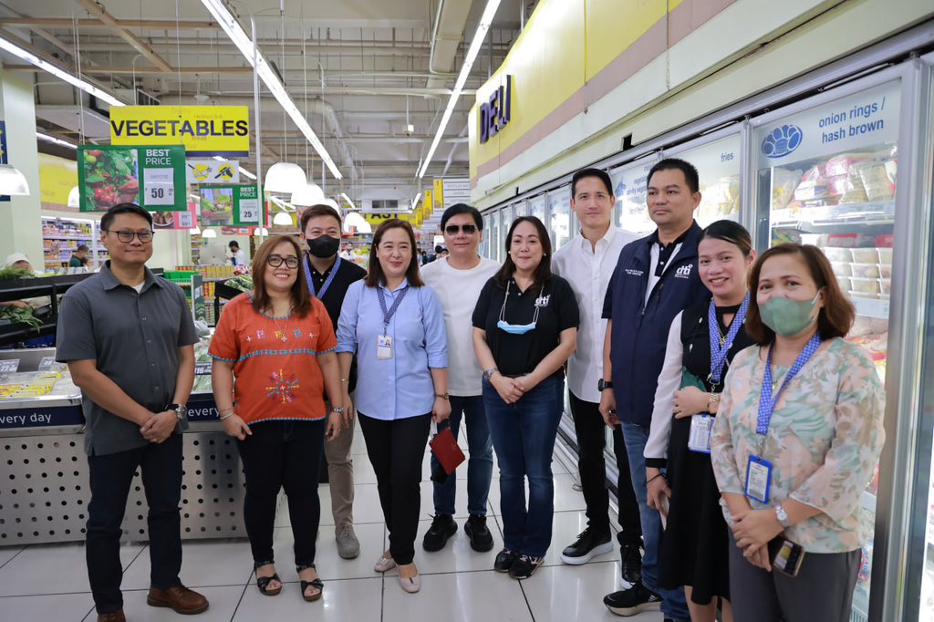 Atty Ruth Castelo Pinangunahan ito nina DTI USec. Atty. Ruth B. Castelo, DTI-Fair Trade ...