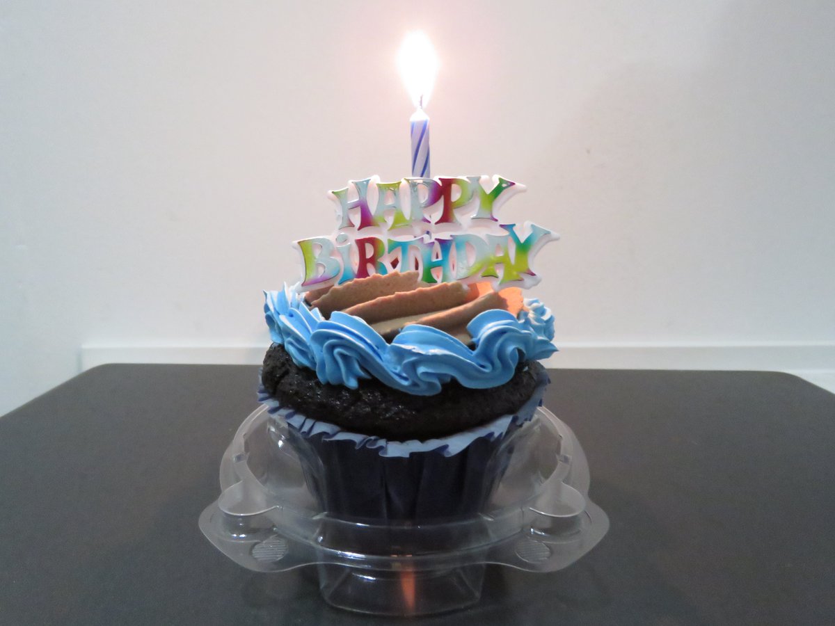 @GOJHL Happy Birthday 🎂wishes to <a href="/StCathFalcons/">St. Catharines Falcons</a> Goaltender 🥅Stephen Toltl <a href="/Stephen29Toltl/">Stephen Toltl</a> , 18 years old today! Enjoy your day Stephen. Cheers 🙌from your teammates, coaches, staff and fans!