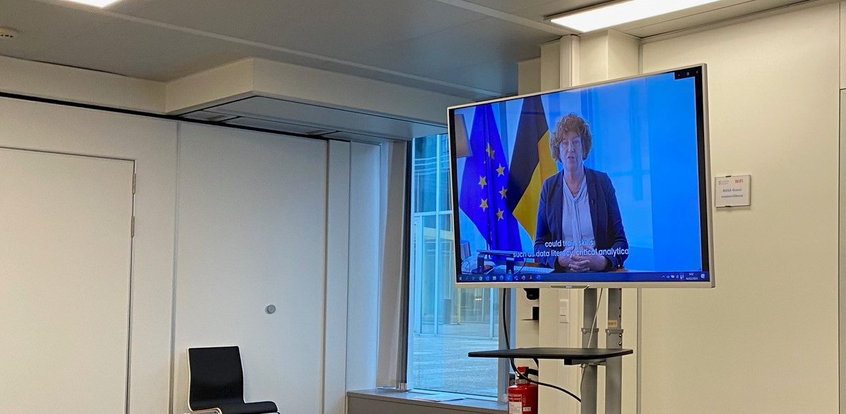 SJacobzone's tweet image. Great to see SG @MathiasCormann @pdsutter discuss #evidence as #EIPM is at the heart of strengthening trusted policies and is key for #reinforcingdemocracy On 16 Feb we kicked off the Belgian chapter of the #tsi JRC/OECD #Science4Policy DG REFORM project   bit.ly/3BWSaj3