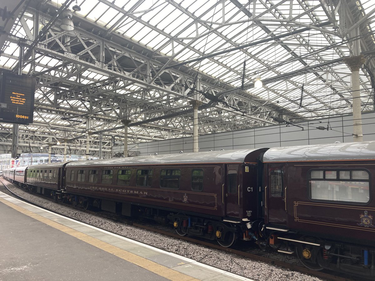 A brief glimpse of the #RoyalScotsman this morning at #EdinburghWaverley before she departed