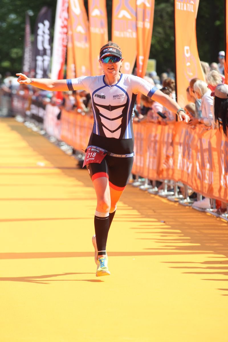 National #FireService middle distance #Triathlon (1.2mile swim, 56bike, 13.1run) open cat winners: 1st Adam Norfolk  <a href="/LondonFire/">London Fire Brigade</a> 4:18:27. 2nd Graham Rands 4:29:38. <a href="/manchesterfire/">Greater Manchester Fire and Rescue Service</a> 4:29:38 3rd Alex Dalton <a href="/LancashireFire/">Lancs Fire & Rescue</a> 4:29:48 !! at <a href="/OutlawTriathlon/">Outlaw Triathlon</a> Notts. <a href="/firesportuk/">FireSport UK</a>