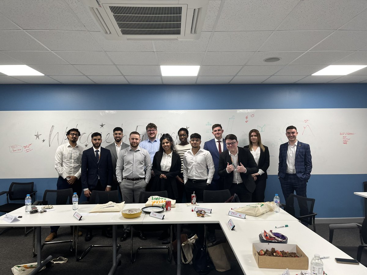 Holly Shaw tweet media